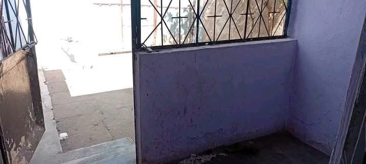 Arrenda-se está casa tipo 2. Localização Nampula bairro campo dos Macondes