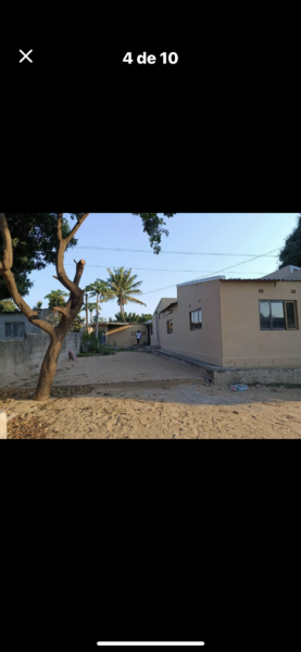 Arrenda-se Casa 🏠 Tipo 4 Bairro de Malhazine| Independente - Berma da Estrada 🛣️*