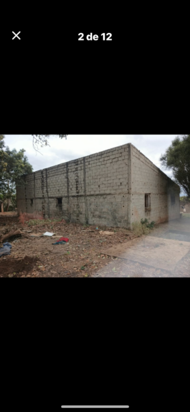 Vende-se está casa