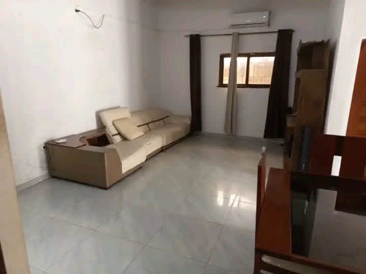 Arrenda-se casa independente tipo2