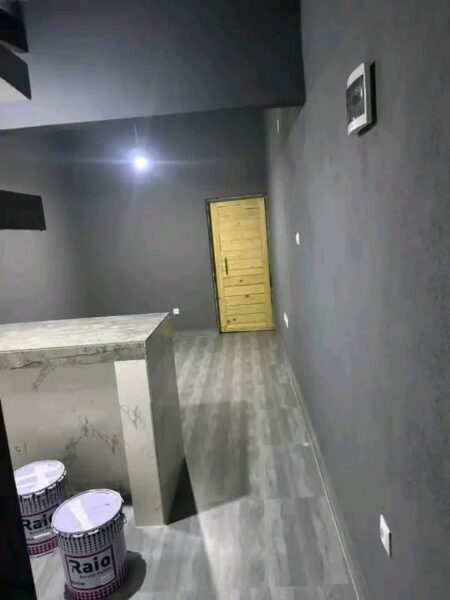 Moradia tipo1 disponível para arrendamento.