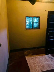 Moradia tipo1 disponível para arrendamento.