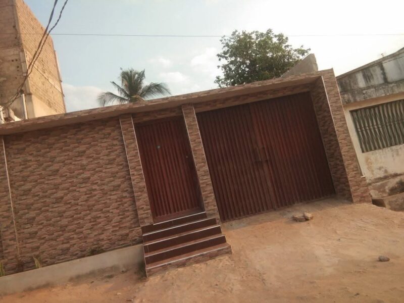 ARRENDA-SE ESTÁ CASA, NAMPULA CIDADE.