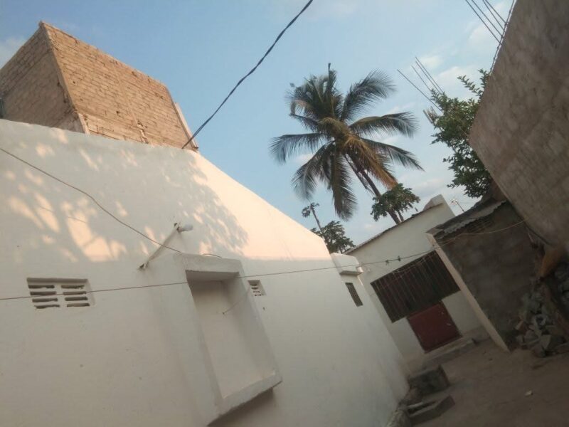 ARRENDA-SE ESTÁ CASA, NAMPULA CIDADE.