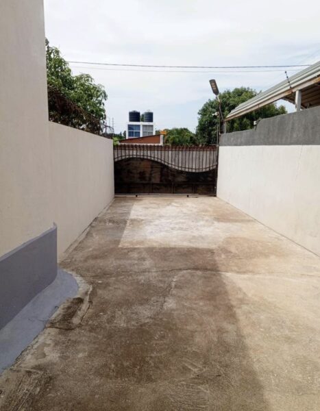 🏠🇲🇿Arrenda-se excelente moradia tipo-1 Semi-independente no bairro de magoanine CMC paragem churrasqueira*