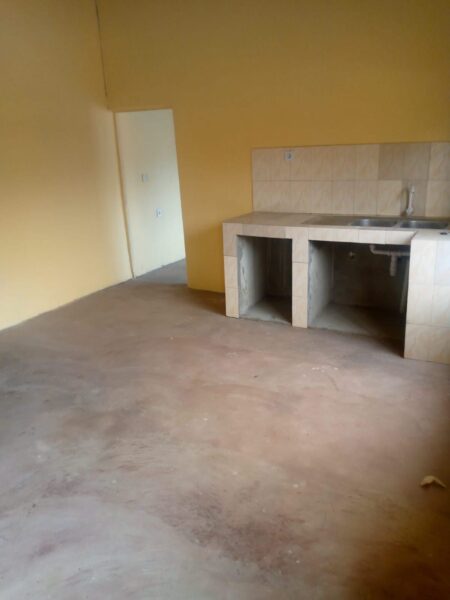 Arrenda se excelente casa Tipo 2 condomínio novo 🆕