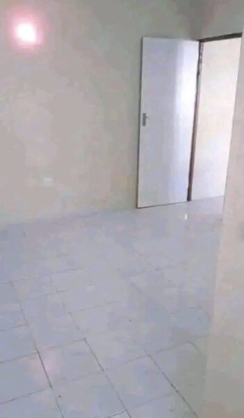 Arrenda-se casa T1 No Bairro De Magoanine