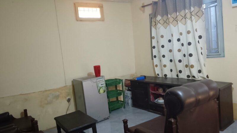Arrenda-se casa tipologia 2 Localizada perto da quarta esquadra - Namutequelia